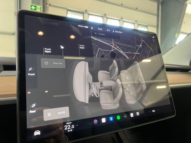 2021 TESLA MODEL 3 - 28