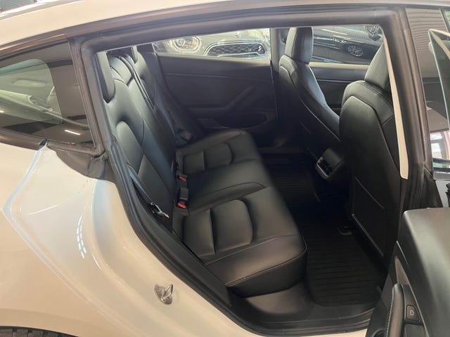 2021 TESLA MODEL 3 - 23