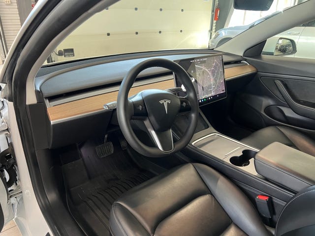 2021 TESLA MODEL 3 - 17