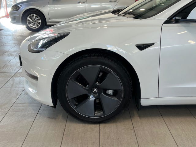 5YJ3E7EB5MF831163 2021 TESLA MODEL 3-5