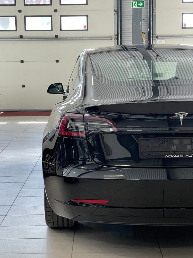 2021 TESLA MODEL 3 - 11