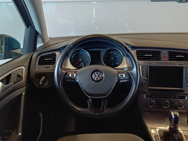 2015 VOLKSWAGEN GOLF - 20