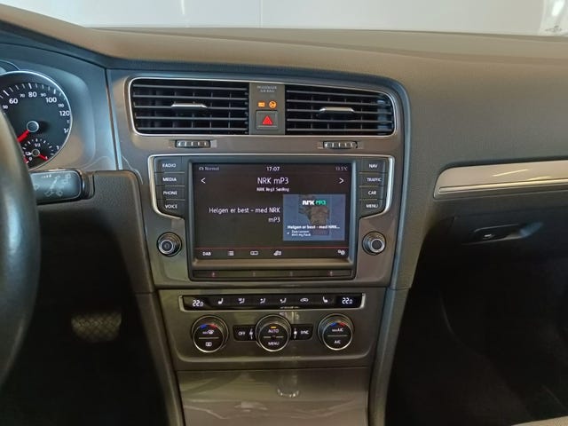 2015 VOLKSWAGEN GOLF - 26