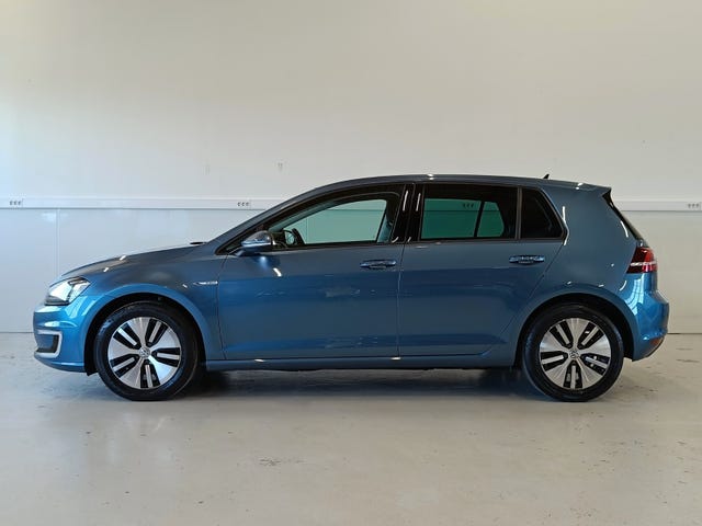 2015 VOLKSWAGEN GOLF - 9
