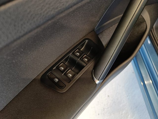 2015 VOLKSWAGEN GOLF - 13