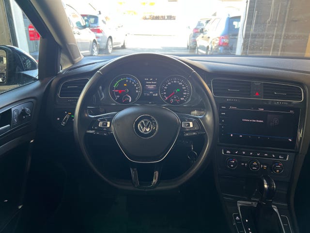 2018 VOLKSWAGEN GOLF - 13