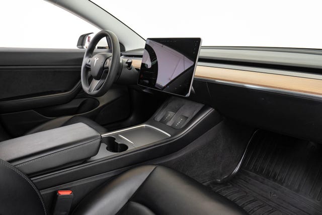 2021 TESLA MODEL 3 - 19