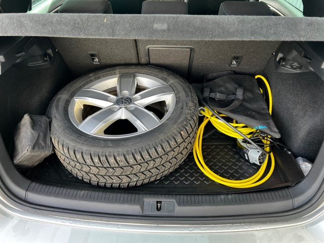 2019 VOLKSWAGEN GOLF - 30
