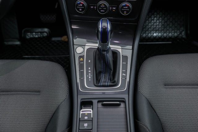 2019 VOLKSWAGEN GOLF - 29