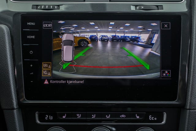 2019 VOLKSWAGEN GOLF - 25