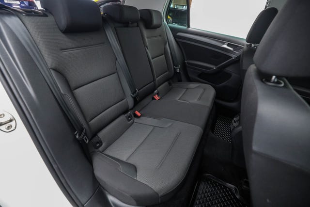 2019 VOLKSWAGEN GOLF - 37