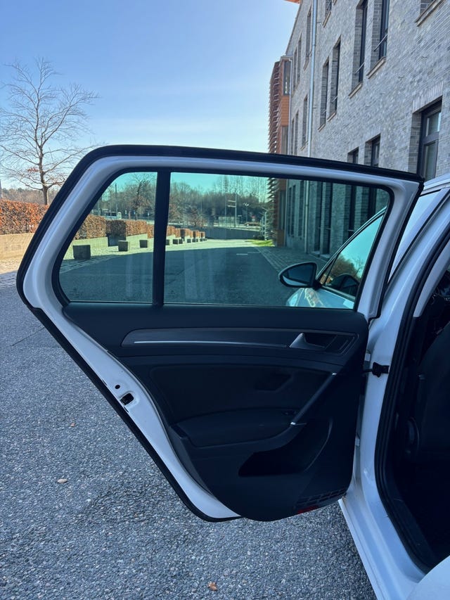 2018 VOLKSWAGEN GOLF - 11