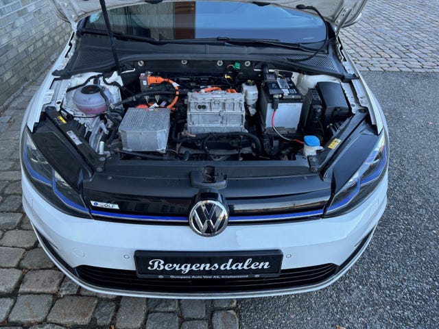 2018 VOLKSWAGEN GOLF - 35
