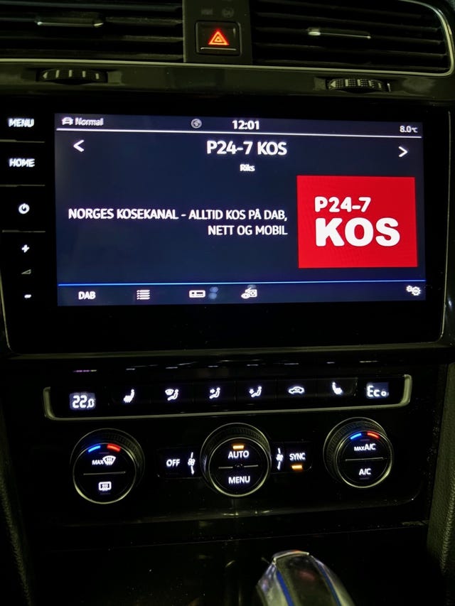2018 VOLKSWAGEN GOLF - 23