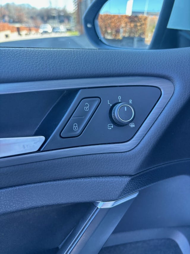 2018 VOLKSWAGEN GOLF - 9