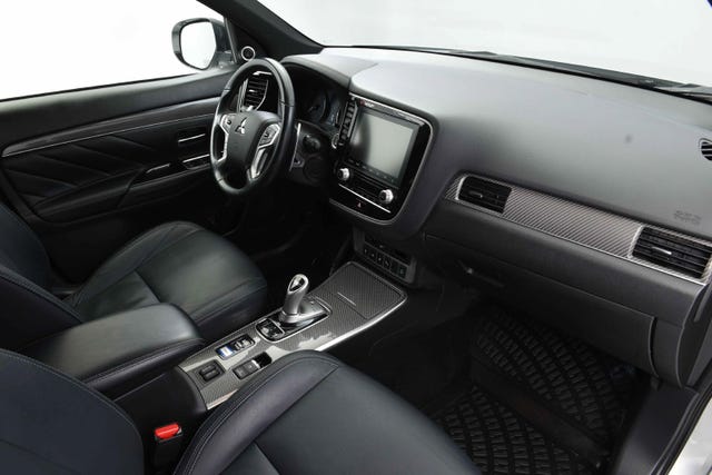 2020 MITSUBISHI OUTLANDER - 33
