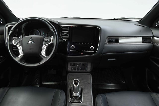 2020 MITSUBISHI OUTLANDER - 28