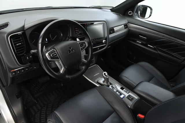 2020 MITSUBISHI OUTLANDER - 26