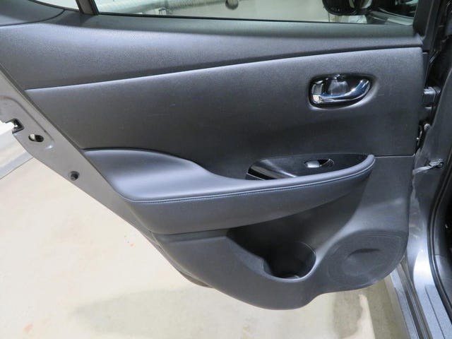 2018 NISSAN LEAF - 38