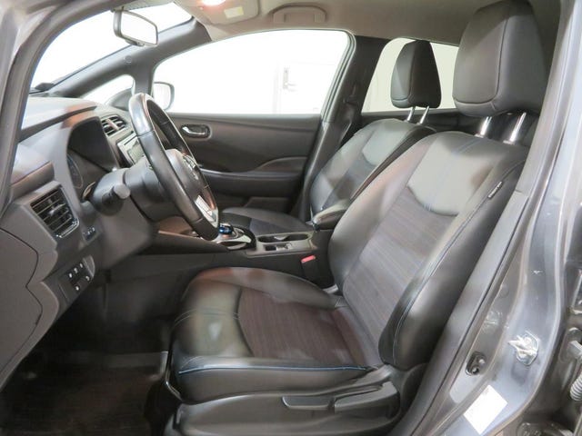 2018 NISSAN LEAF - 13