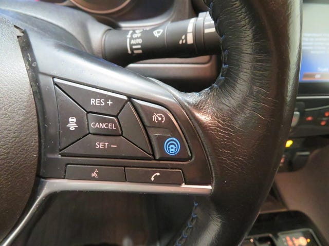 2018 NISSAN LEAF - 19