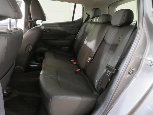 2018 NISSAN LEAF - 40