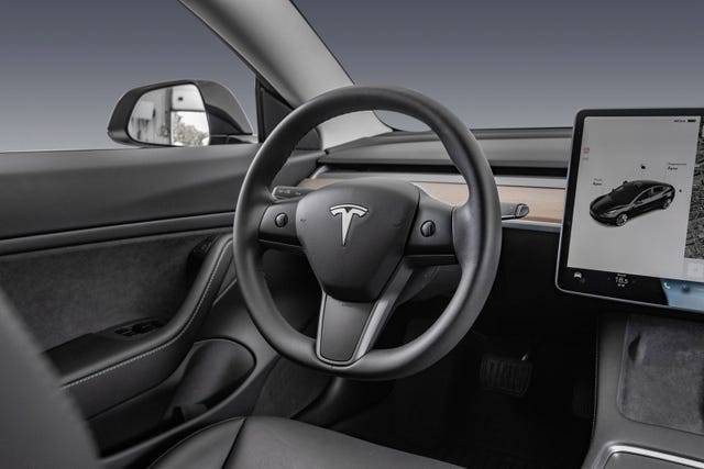2021 TESLA MODEL 3 - 17
