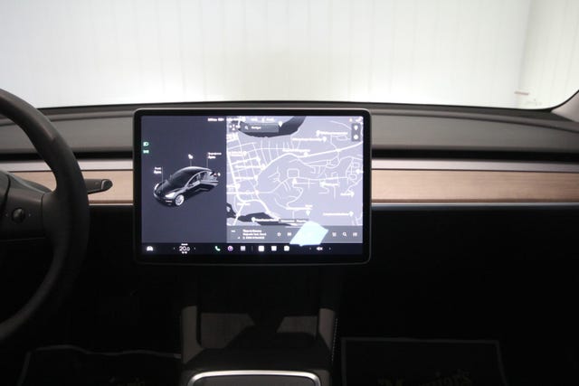 2021 TESLA MODEL 3 - 18