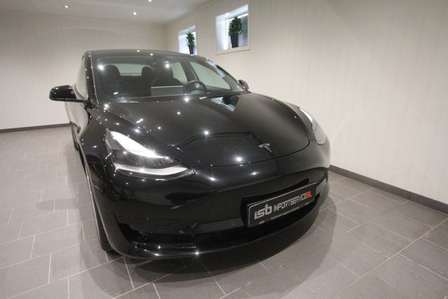 5YJ3E7EB9MF834101 2021 TESLA MODEL 3-2