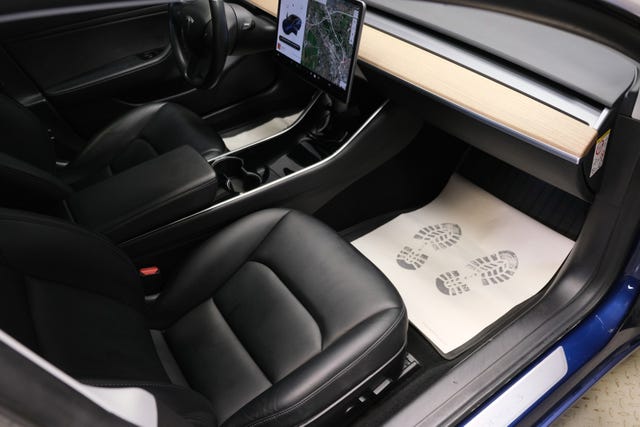 2019 TESLA MODEL 3 - 24