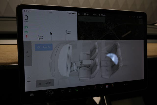 2019 TESLA MODEL 3 - 35