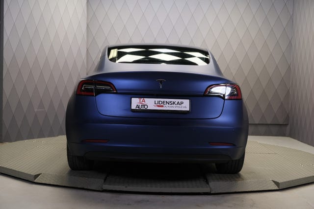 2019 TESLA MODEL 3 - 12