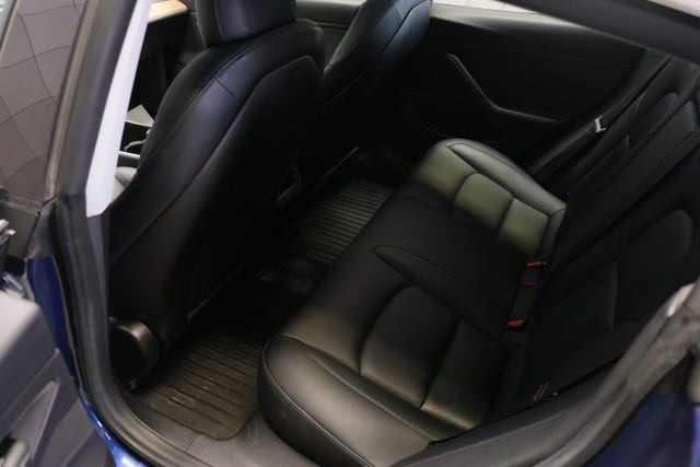 2019 TESLA MODEL 3 - 37