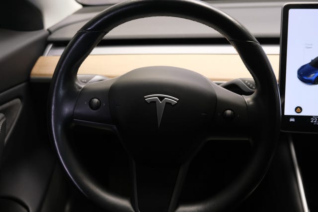 2019 TESLA MODEL 3 - 30
