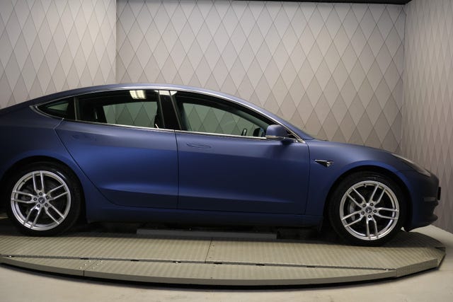 2019 TESLA MODEL 3 - 7
