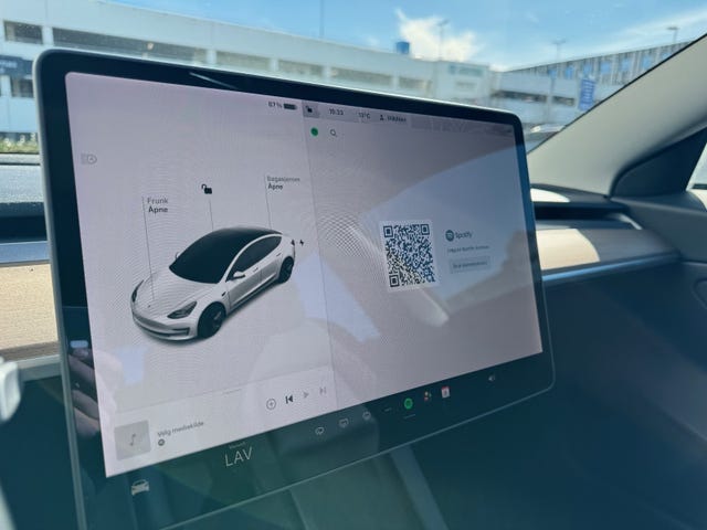 2021 TESLA MODEL 3 - 11
