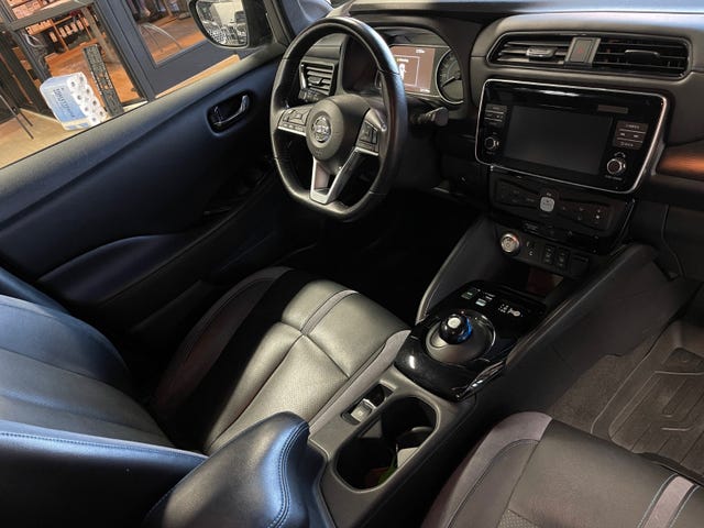 2018 NISSAN LEAF - 7