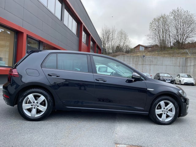2019 VOLKSWAGEN GOLF - 8