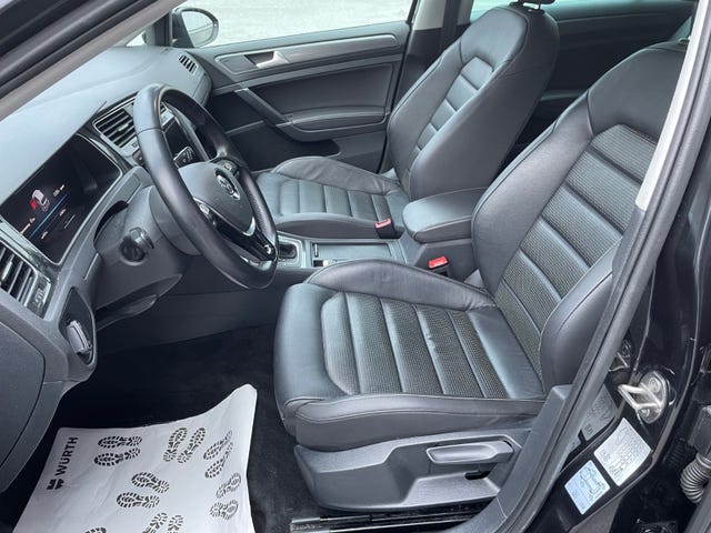 2019 VOLKSWAGEN GOLF - 9