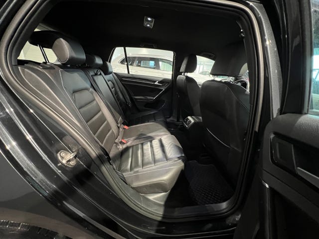 2015 VOLKSWAGEN GOLF - 21