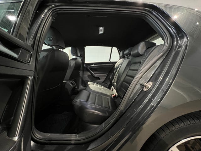 2015 VOLKSWAGEN GOLF - 20