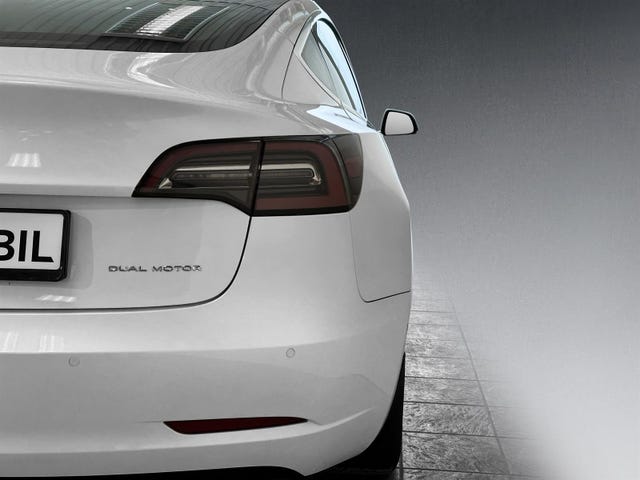 2019 TESLA MODEL 3 - 10
