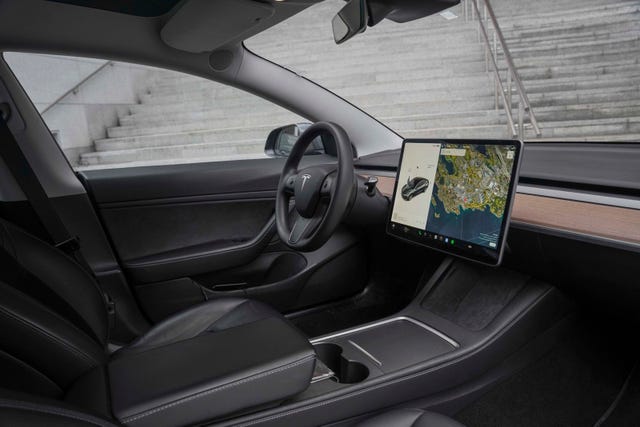 2021 TESLA MODEL 3 - 23