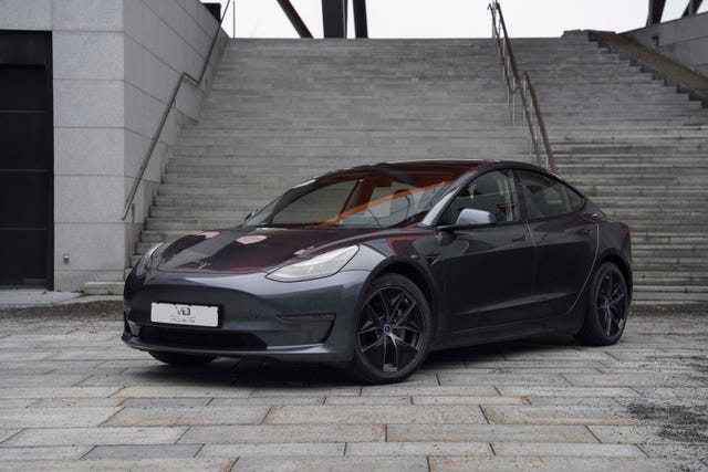 5YJ3E7EB6MF844245 2021 TESLA MODEL 3-1