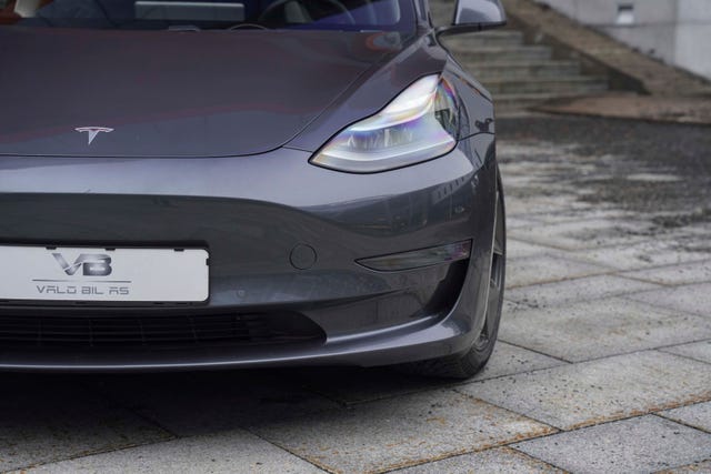 5YJ3E7EB6MF844245 2021 TESLA MODEL 3-4