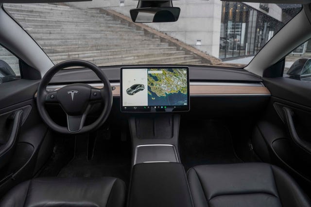 2021 TESLA MODEL 3 - 19