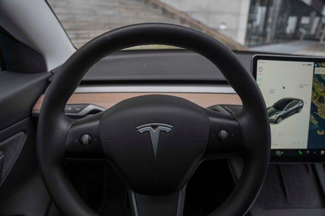 2021 TESLA MODEL 3 - 11