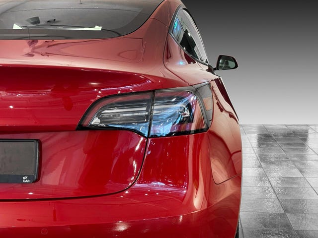 2021 TESLA MODEL 3 - 8