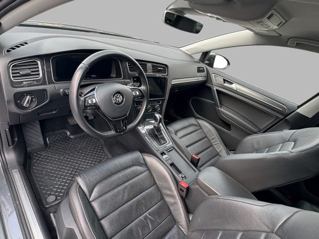 2019 VOLKSWAGEN GOLF - 12