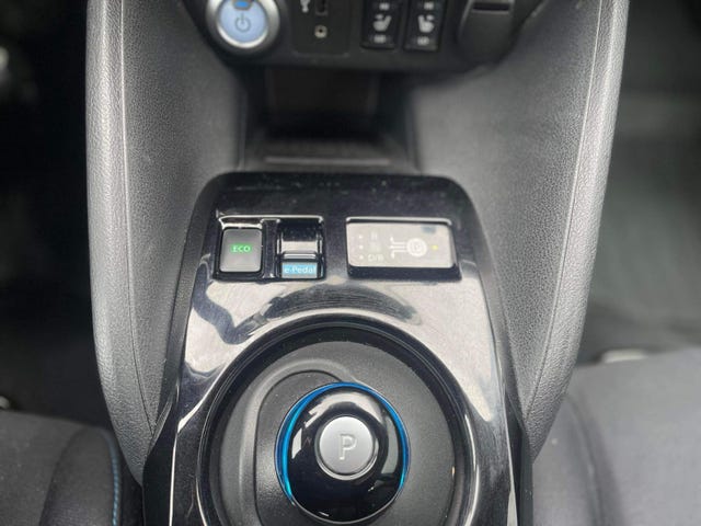2018 NISSAN LEAF - 22
